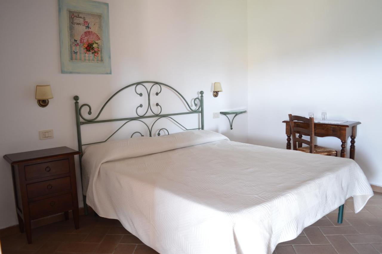 Вилла Agriturismo Il Saragiolo Монтемерано Экстерьер фото